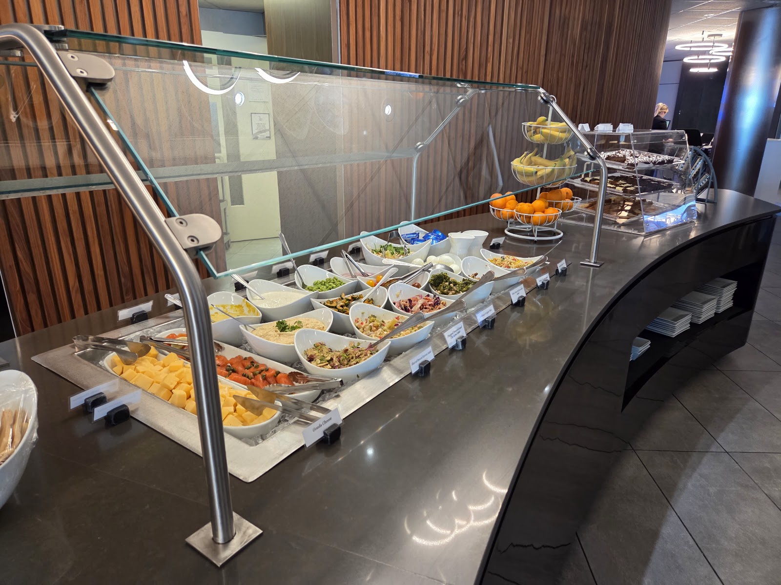 Air France / KLM Crown Lounge — photo 2 (via Google)
