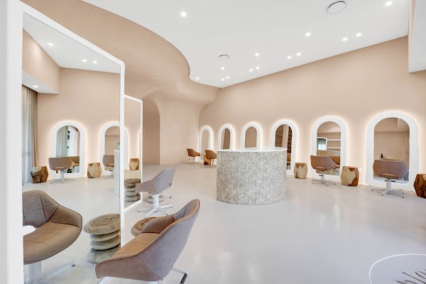 Hello Blonde Hair Co.