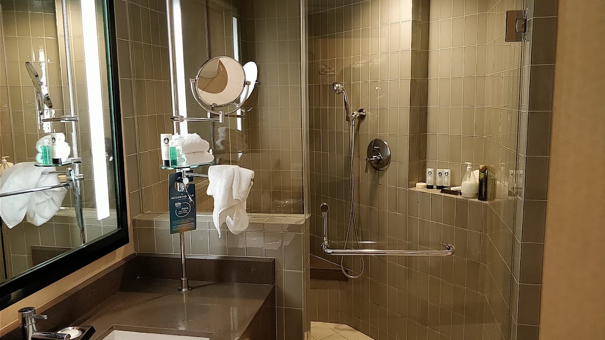 Sofitel Los Angeles at Beverly Hills, dog-friendly hotel, photo 3