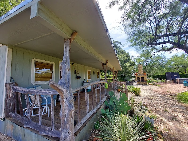 Red Bluff Guest Ranch - Photo 4