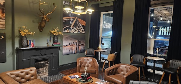 THE LOUISVILLE CIGAR COMPANY exterior