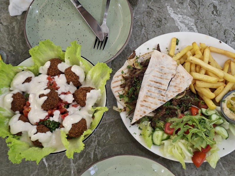 Villa Cedars lebanese International Food halal photo 3