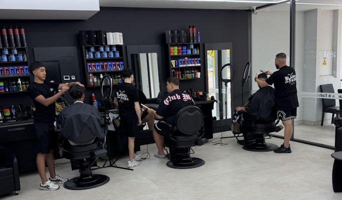 Blades & Fades mens grooming salon