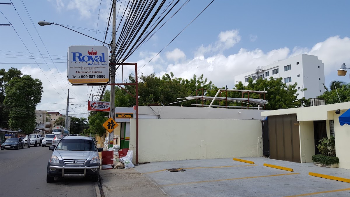Royal Lavanderia (super dry cleaner) - Imagen 2