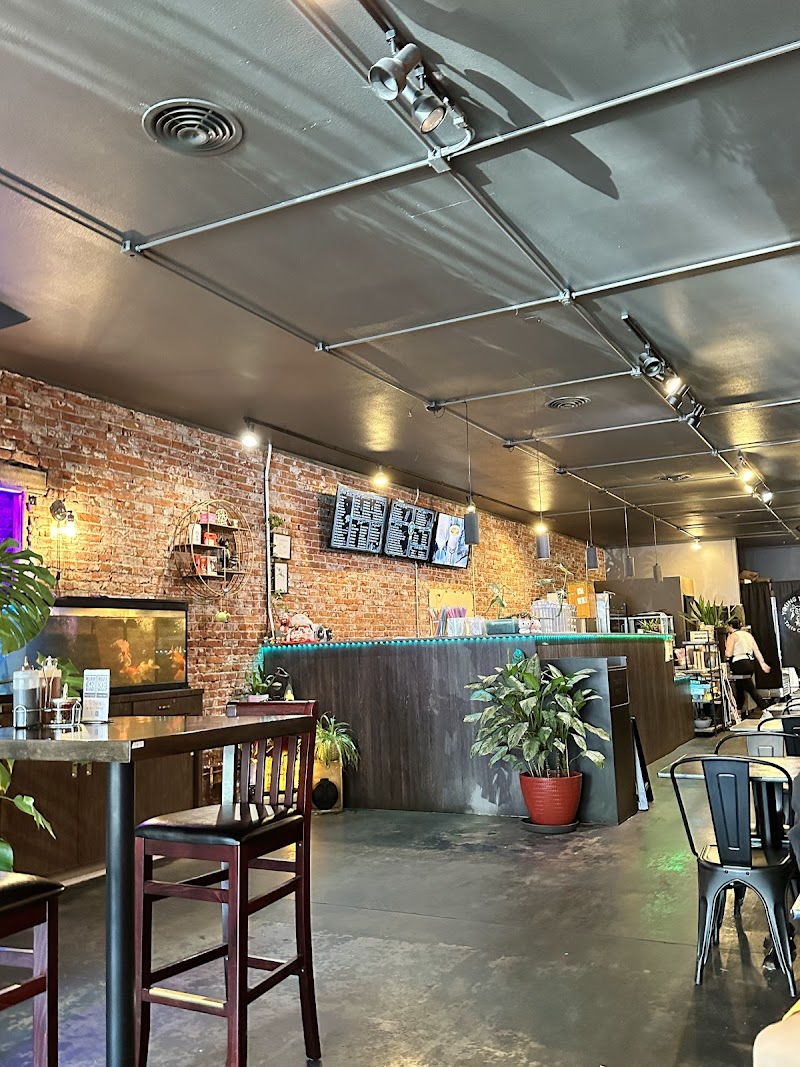 Young T and Tea photo 4