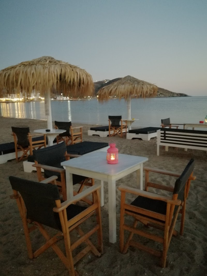 Yialou beach bar