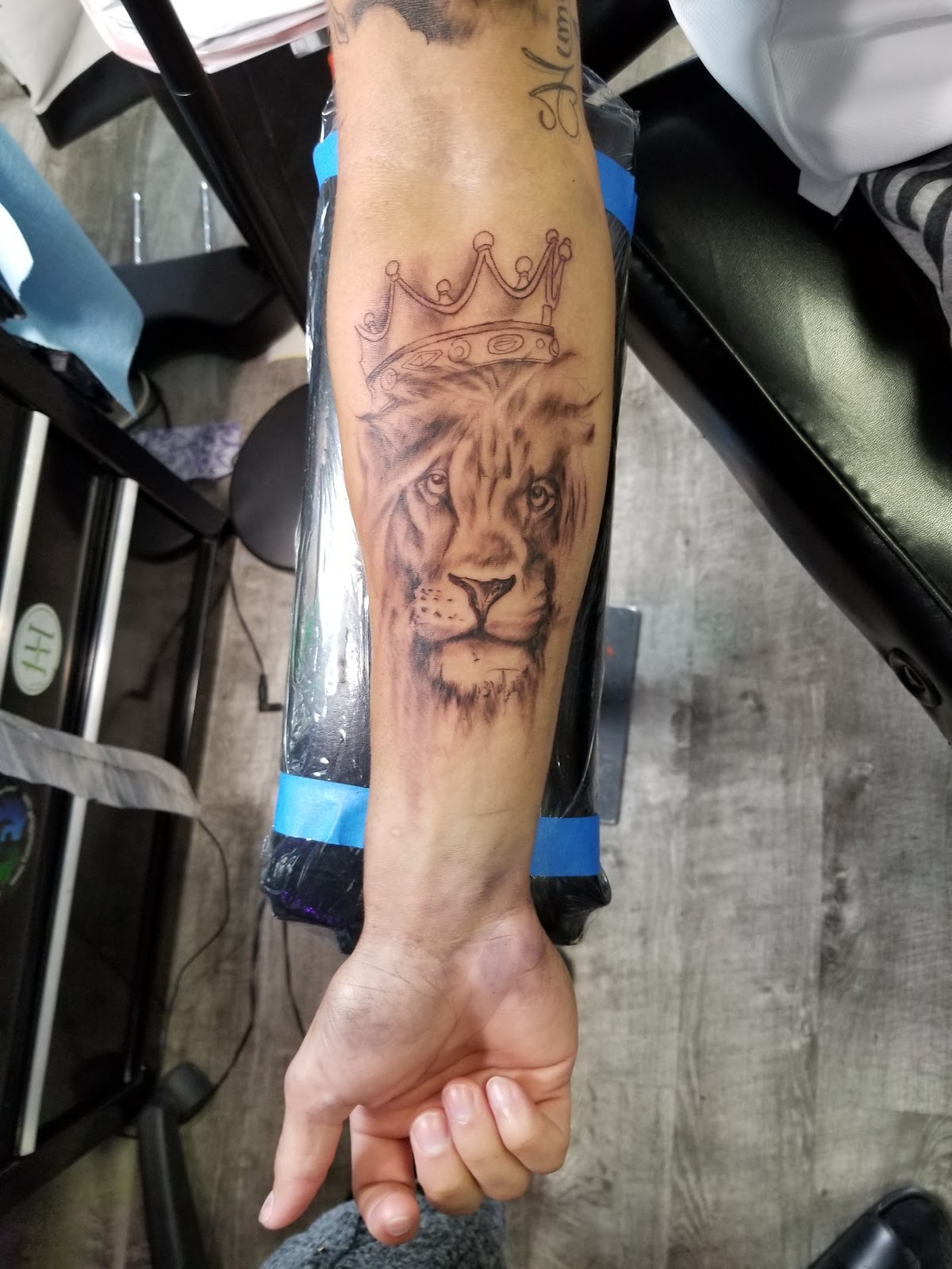 Twisted Logic Tattoo tattoo work — photo 2