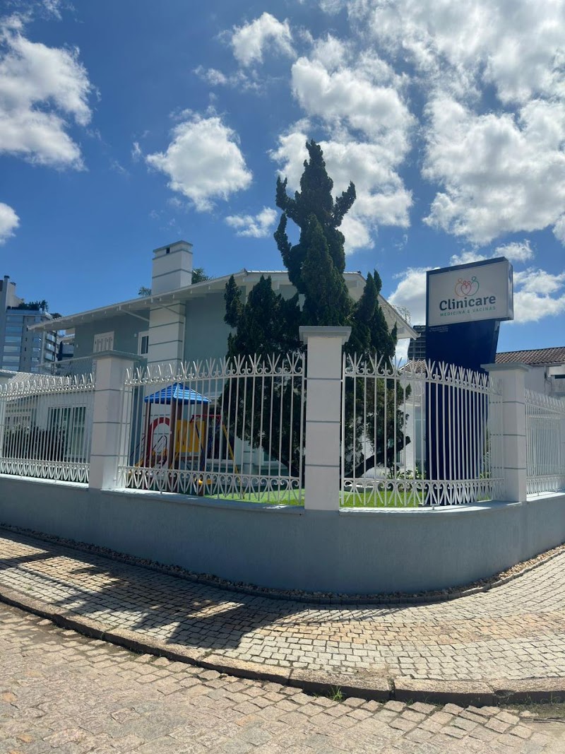Dra. Luana Bezerra - Alergista em Joinville