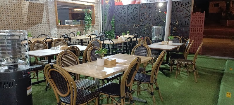 Dude's Dhaba - Indian Restaurant photo 1