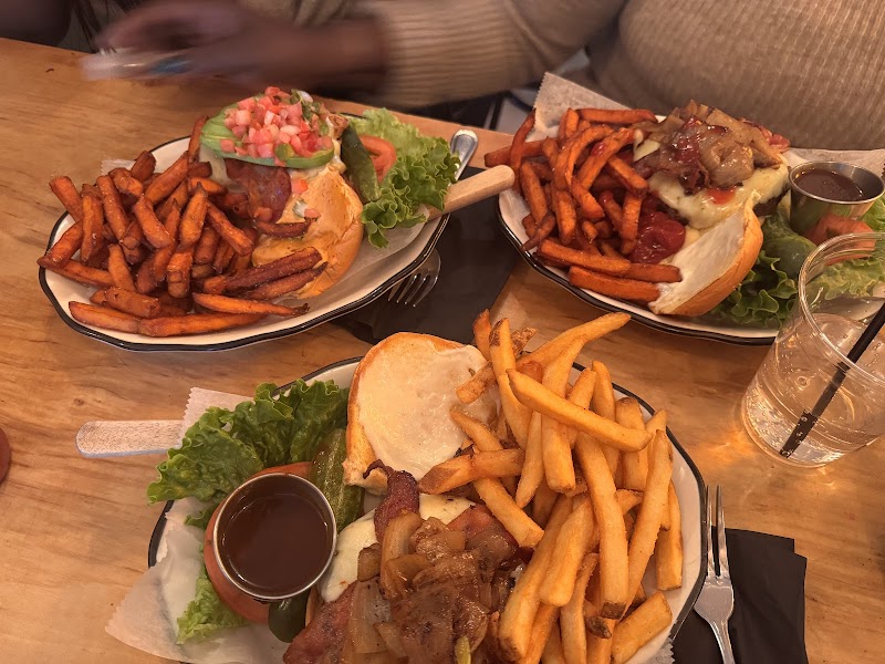 Black Tap Craft Burgers & Beer — SoHo photo 3