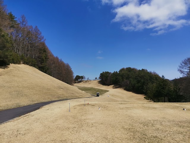 Chuo Expressway Harugamine Country Club - Photo 4