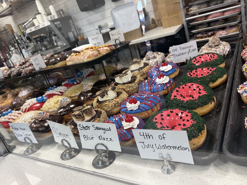 DG Doughnuts photo 2