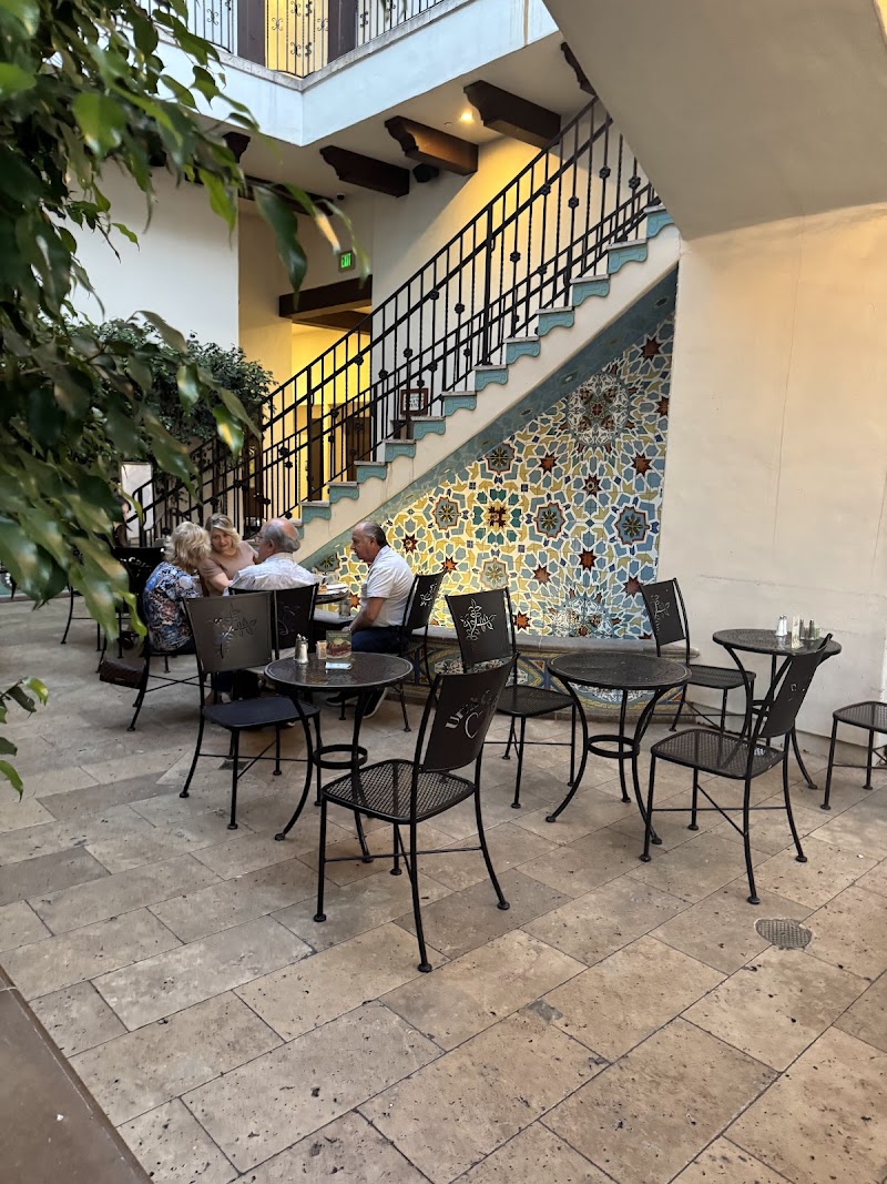 Urth Caffe Pasadena photo 2