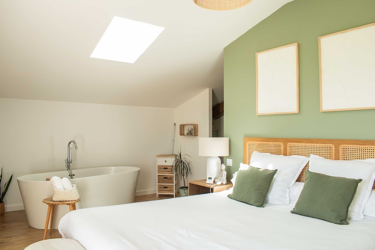 The HummingBee - Babymoon Pregnancy Retreats — 4