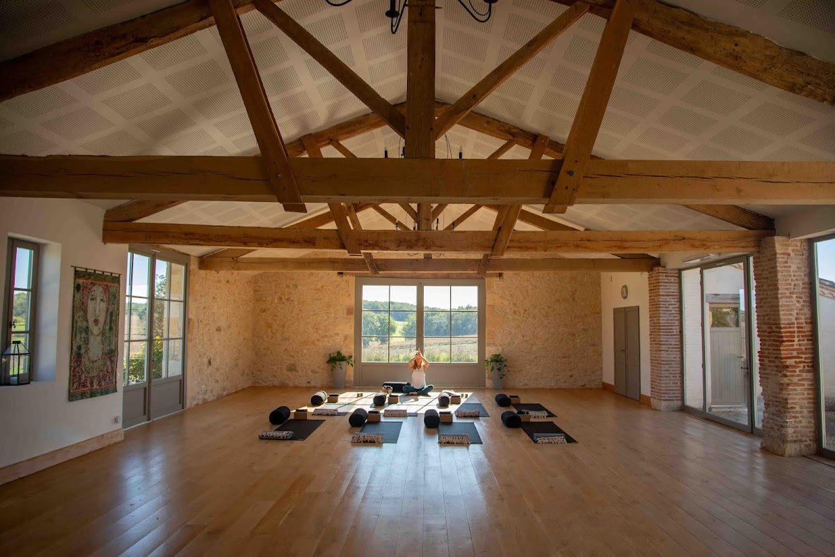 The HummingBee - Babymoon Pregnancy Retreats — 3