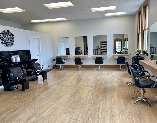 Willunga Hair & Beauty photo 2