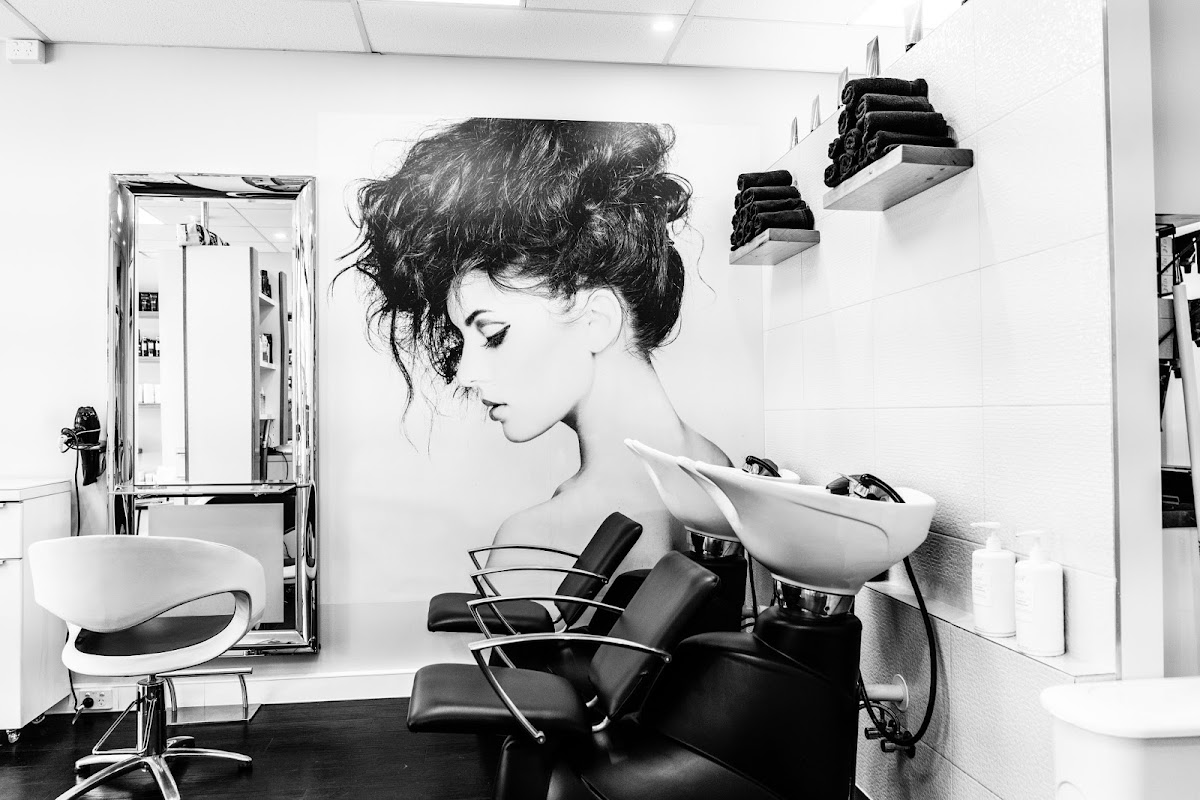 Ivanhoe Hair Connection photo 1