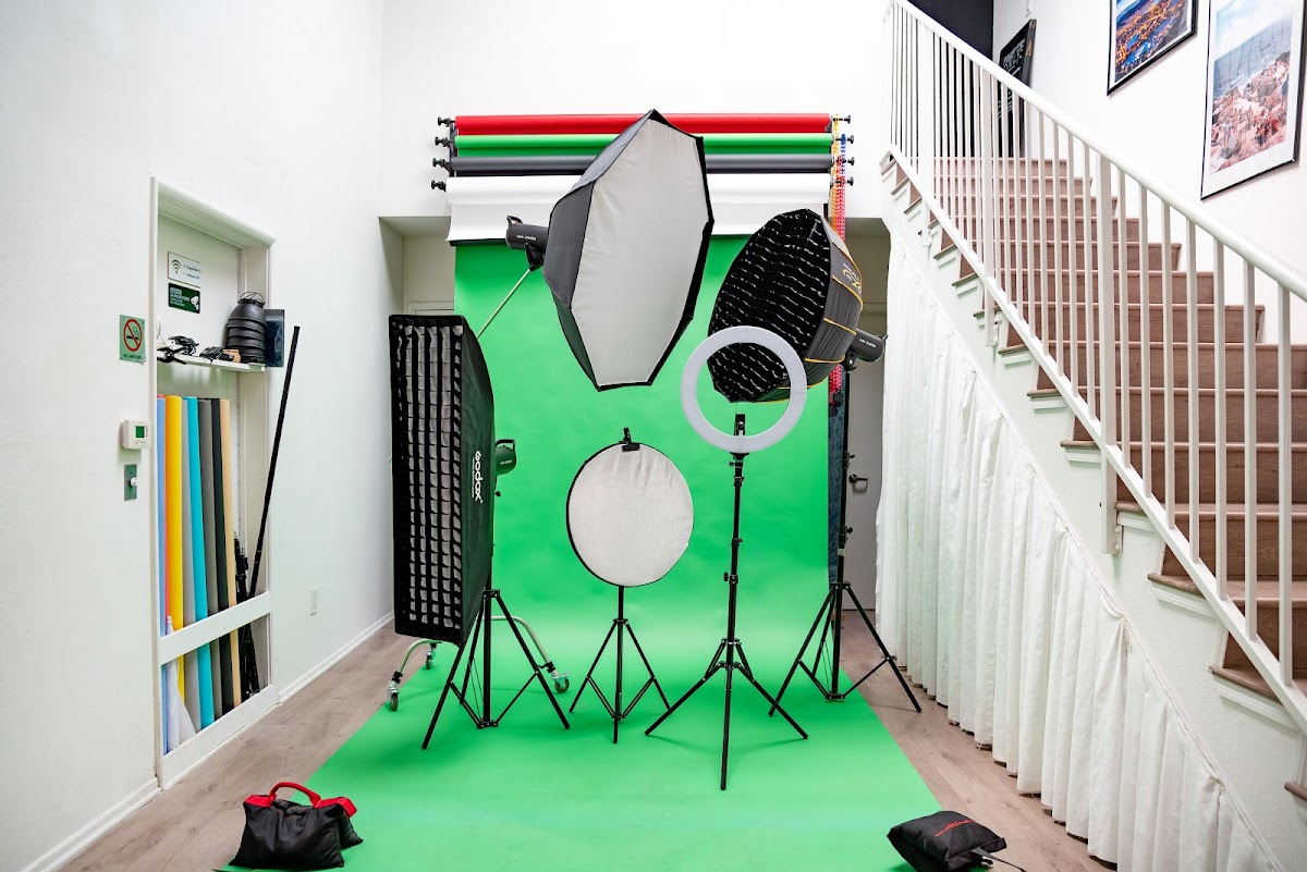 Encapsulate Studio: Google Places image 1