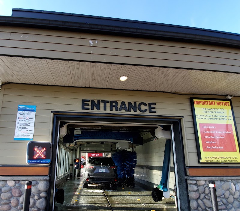 Peninsula Co-op Gas & Convenience Centre - Mill Bay photo 3