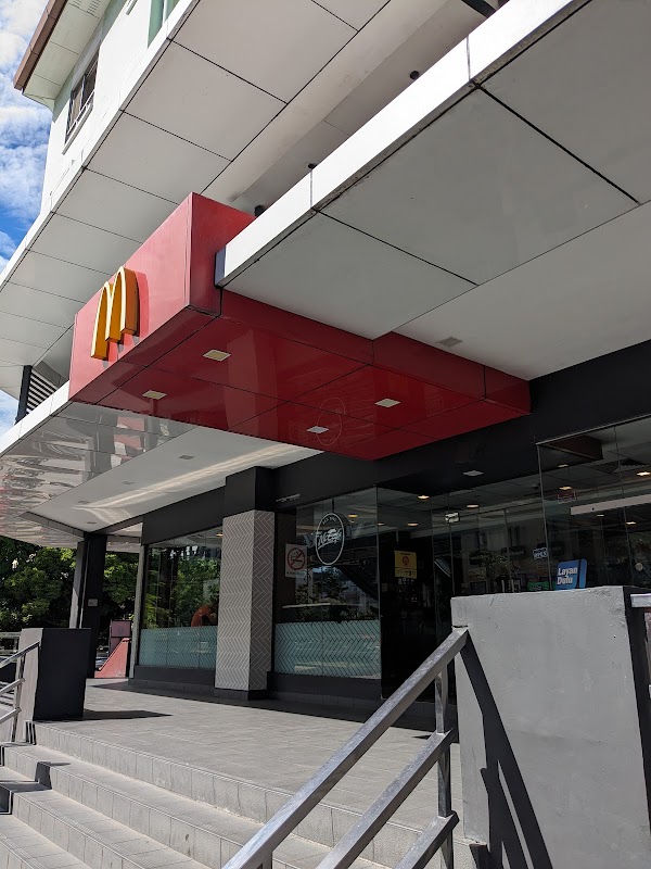 McDonald's - Photo 1