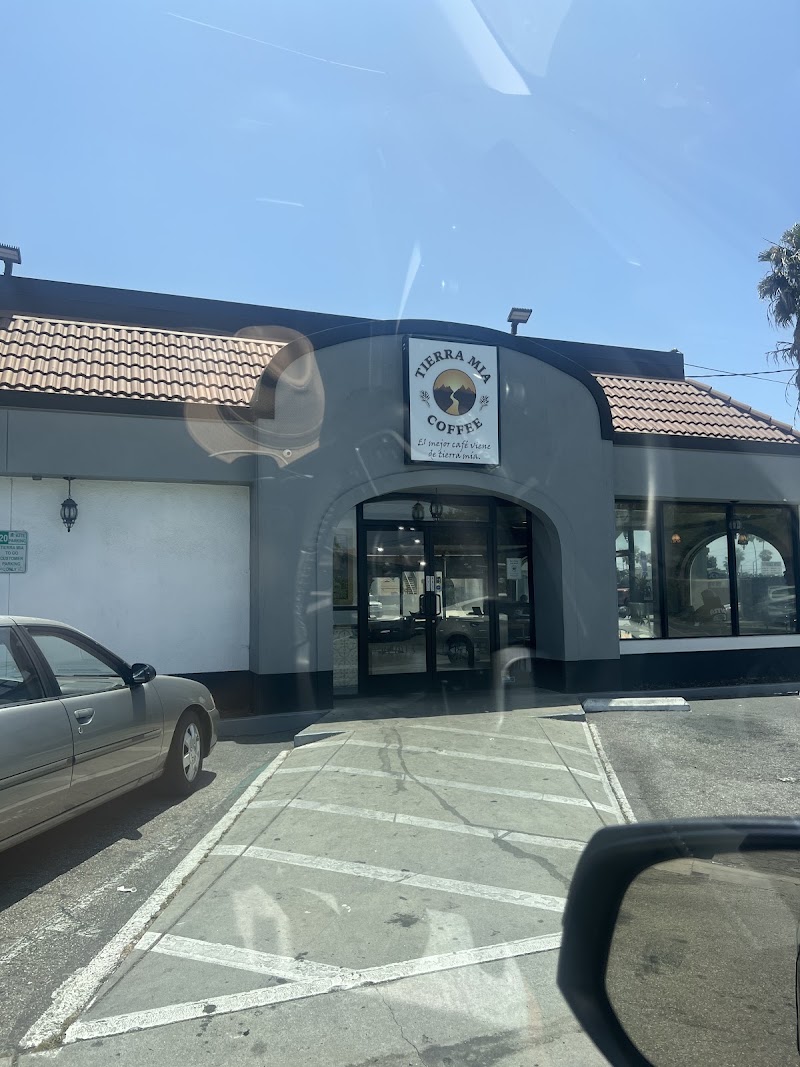 Tierra Mia Coffee Drive Thru photo 4