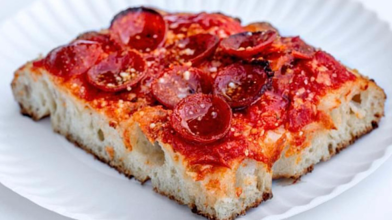 Mano's Pizzeria photo 7