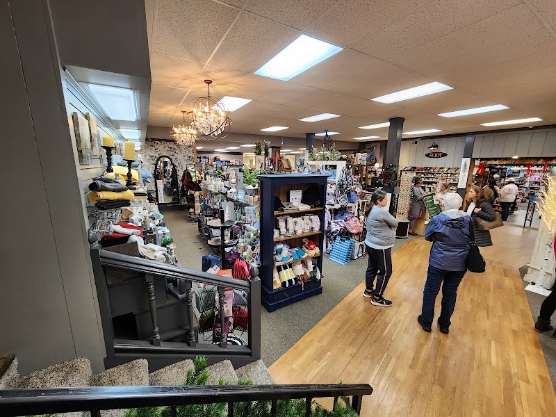 Reeves Hardware Company photo