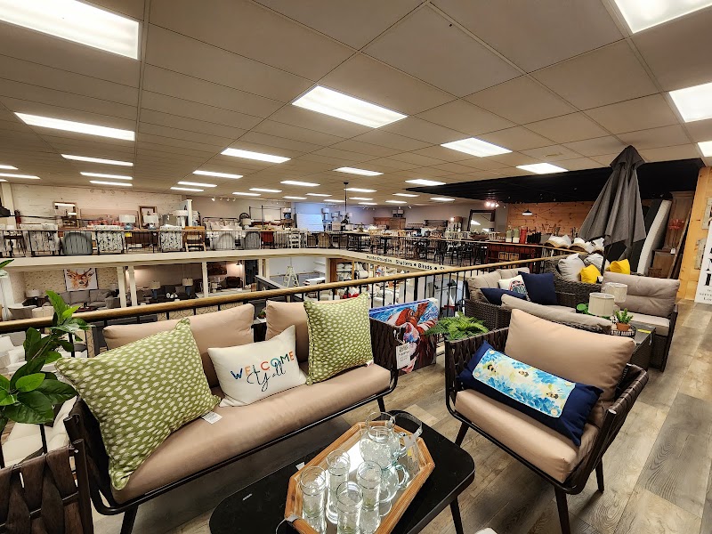 Reeves Hardware Company photo