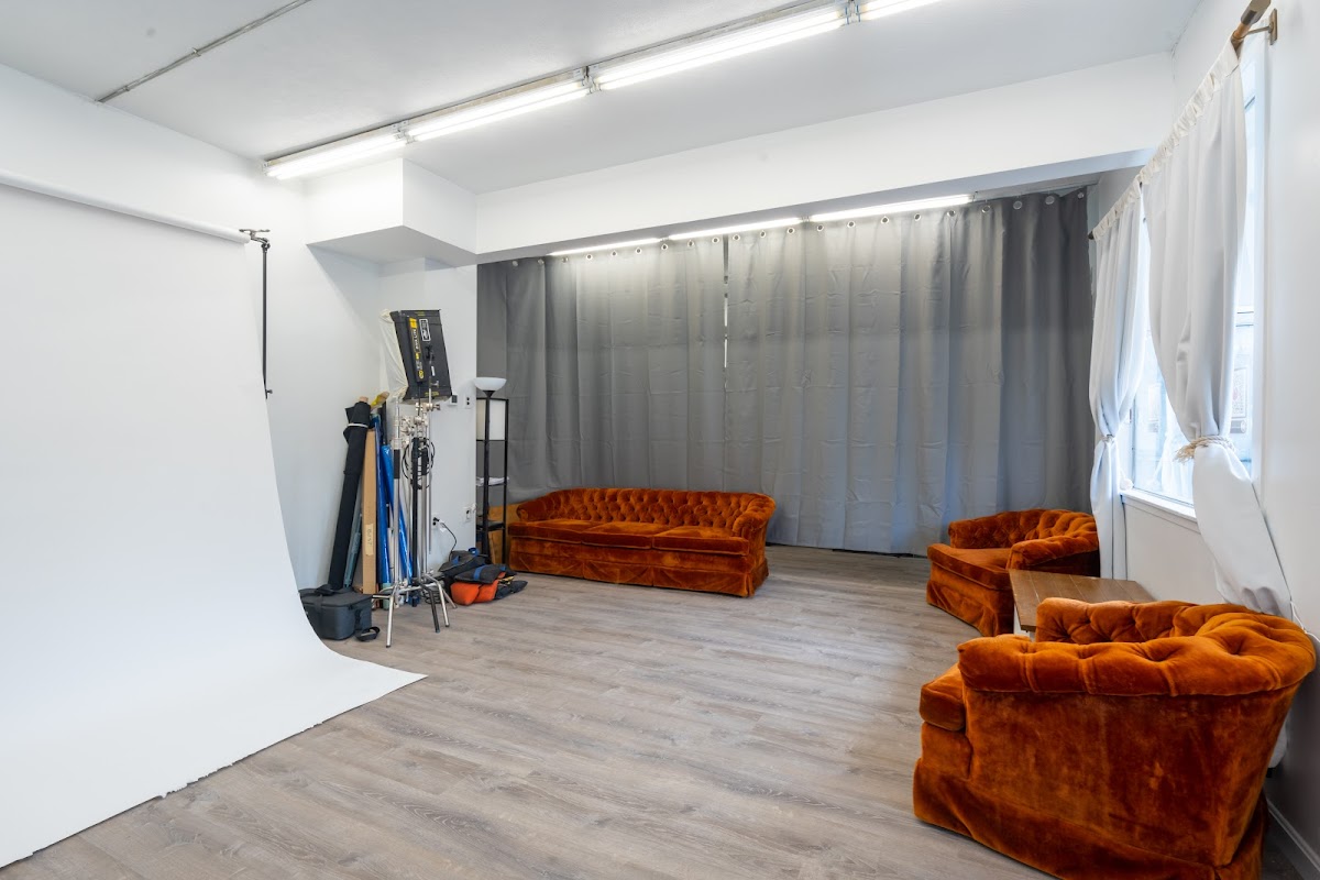 Auspicious Phoenix Studio: Google Places image 2