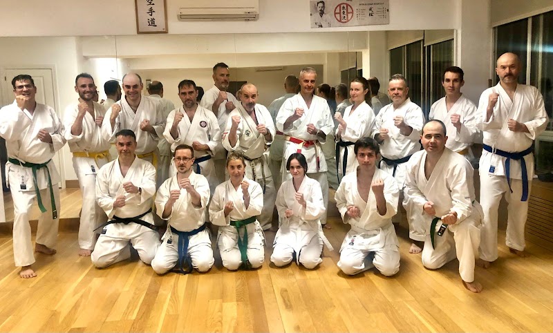 Escuela Karate Dojo Ryu Kyu