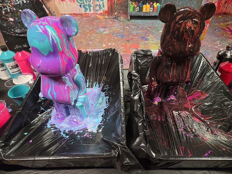 Shot of Art Houston photo 9