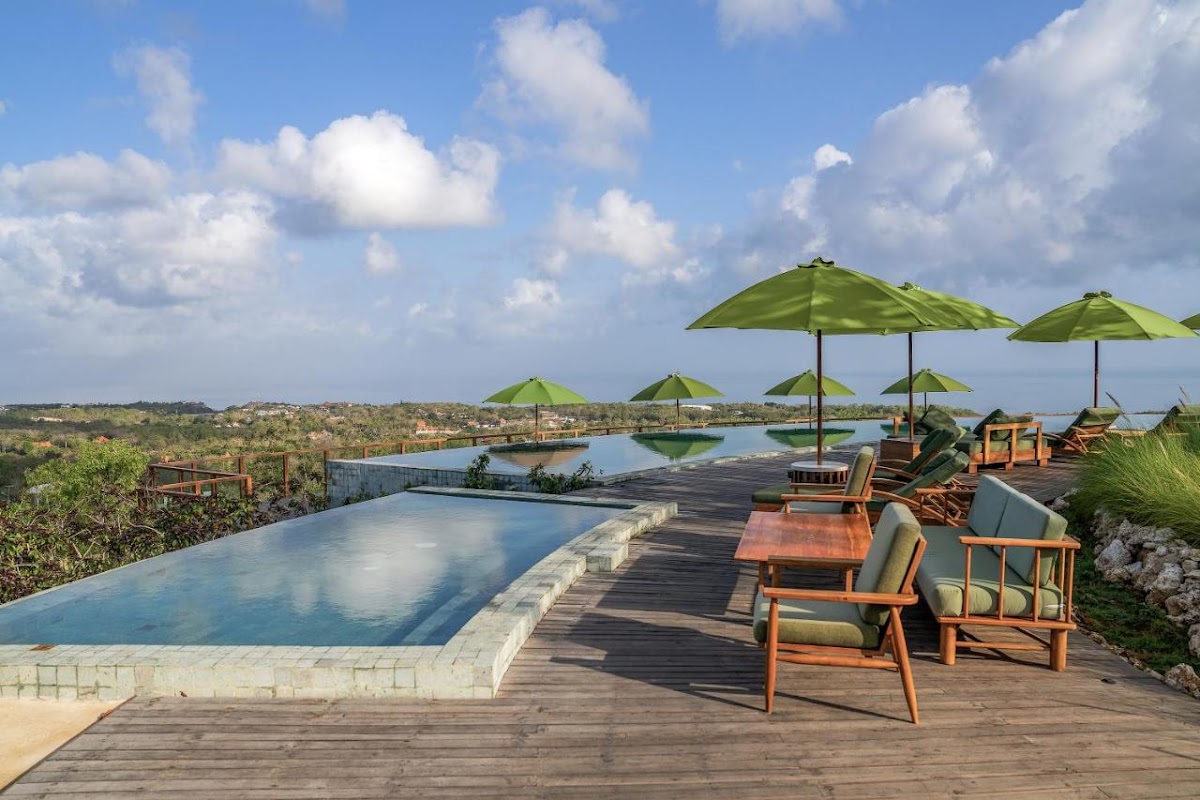 Grün Uluwatu — 4