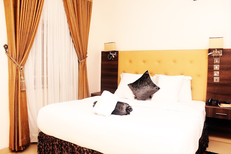 C'ron hotels and suites limited Port Harcourt photo 5