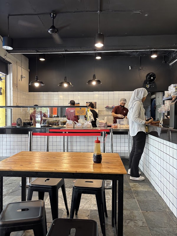 Restoran Sambal Buka Baju Taman Melawati - Photo 1