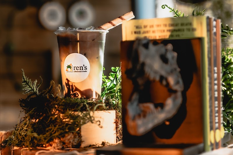 Ren's Coffeehouse & Books photo 2