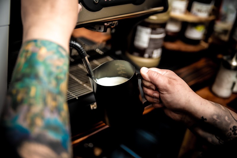 Ren's Coffeehouse & Books photo 3