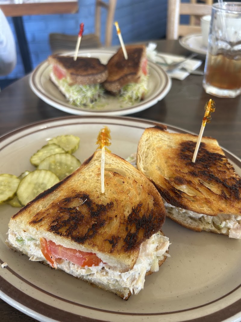 Linda’s Seabreeze Café photo 4
