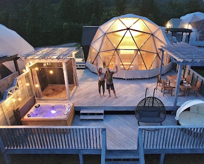 Bolt Farm Treehouse Tennessee