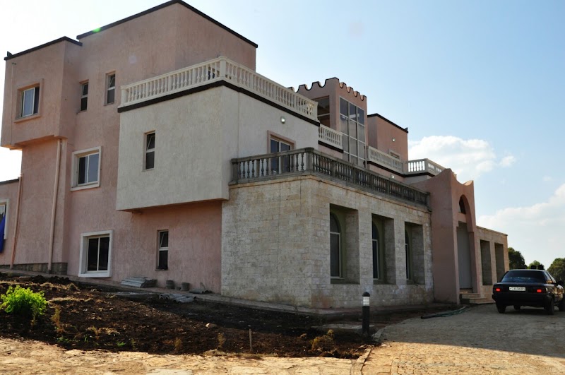 Hakim Lodge and Tour photo 3