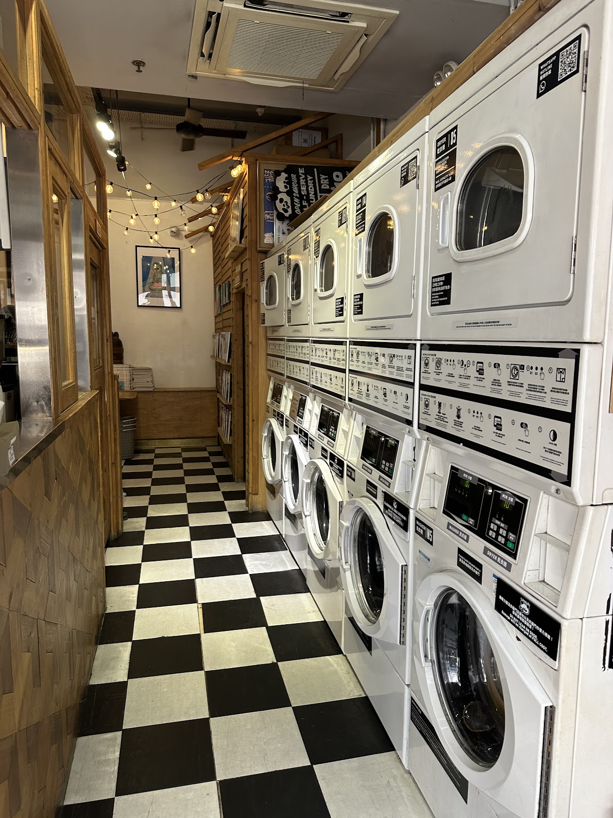 Coffee & Laundry photo 3