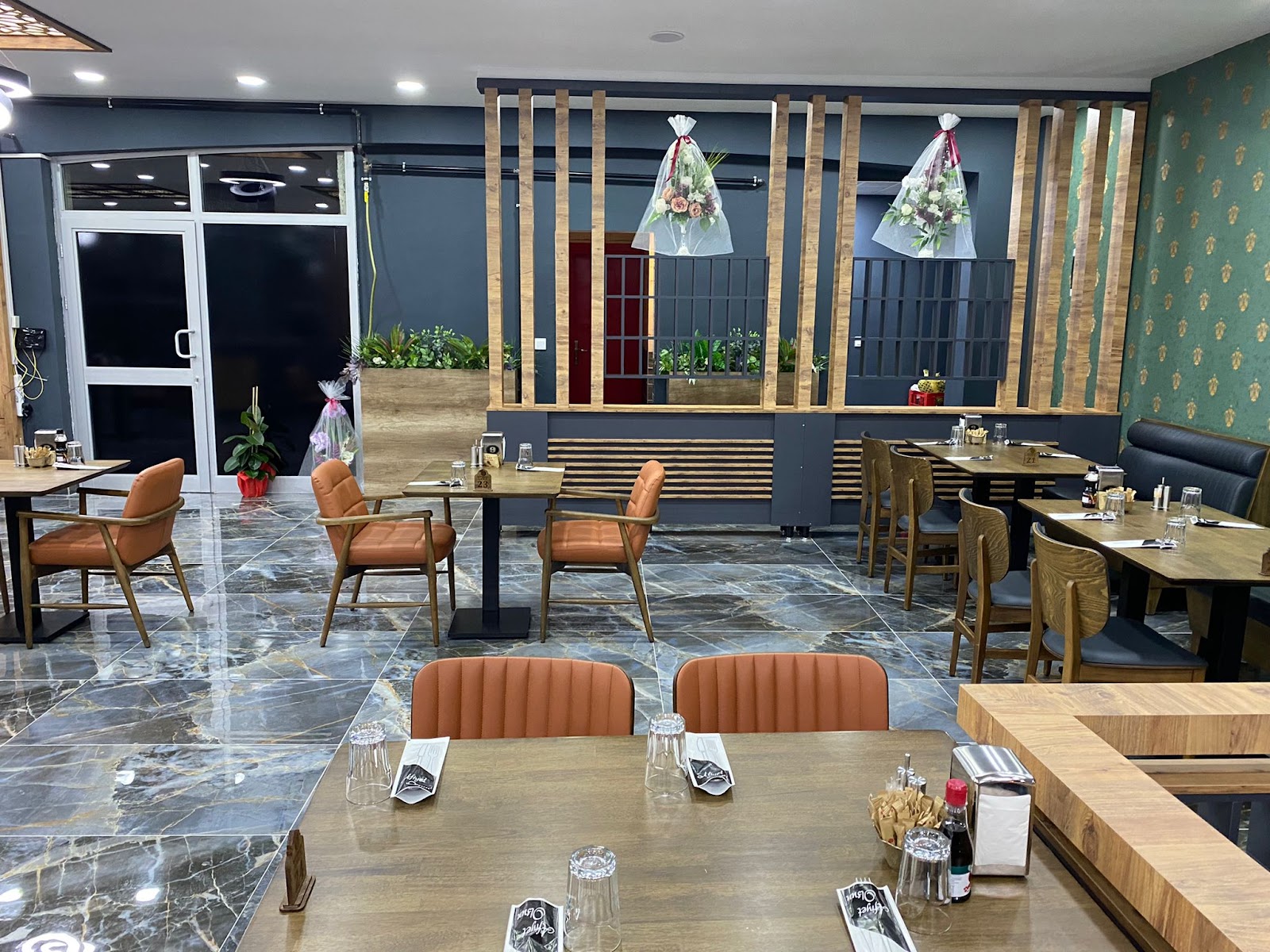Büryancı Vahit Usta Yeni Çarşı Şubesi mekanı