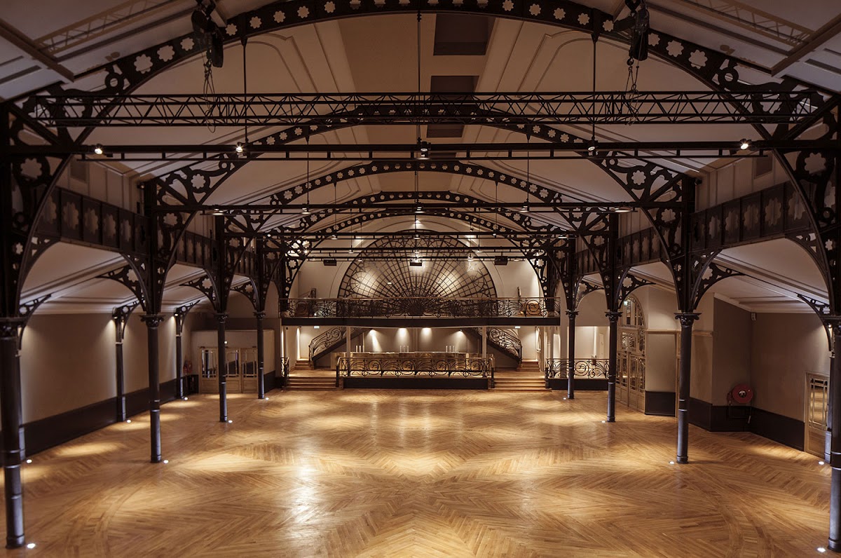 L'Élysée Montmartre, vue extérieure