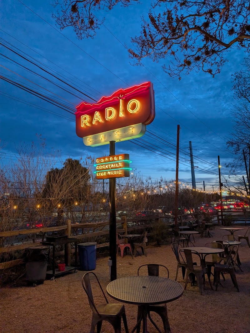 Radio/East photo 4
