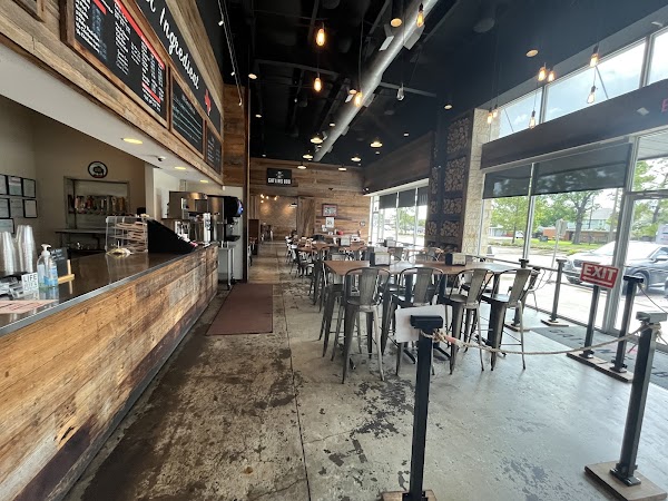 Gatlin's BBQ photo 3