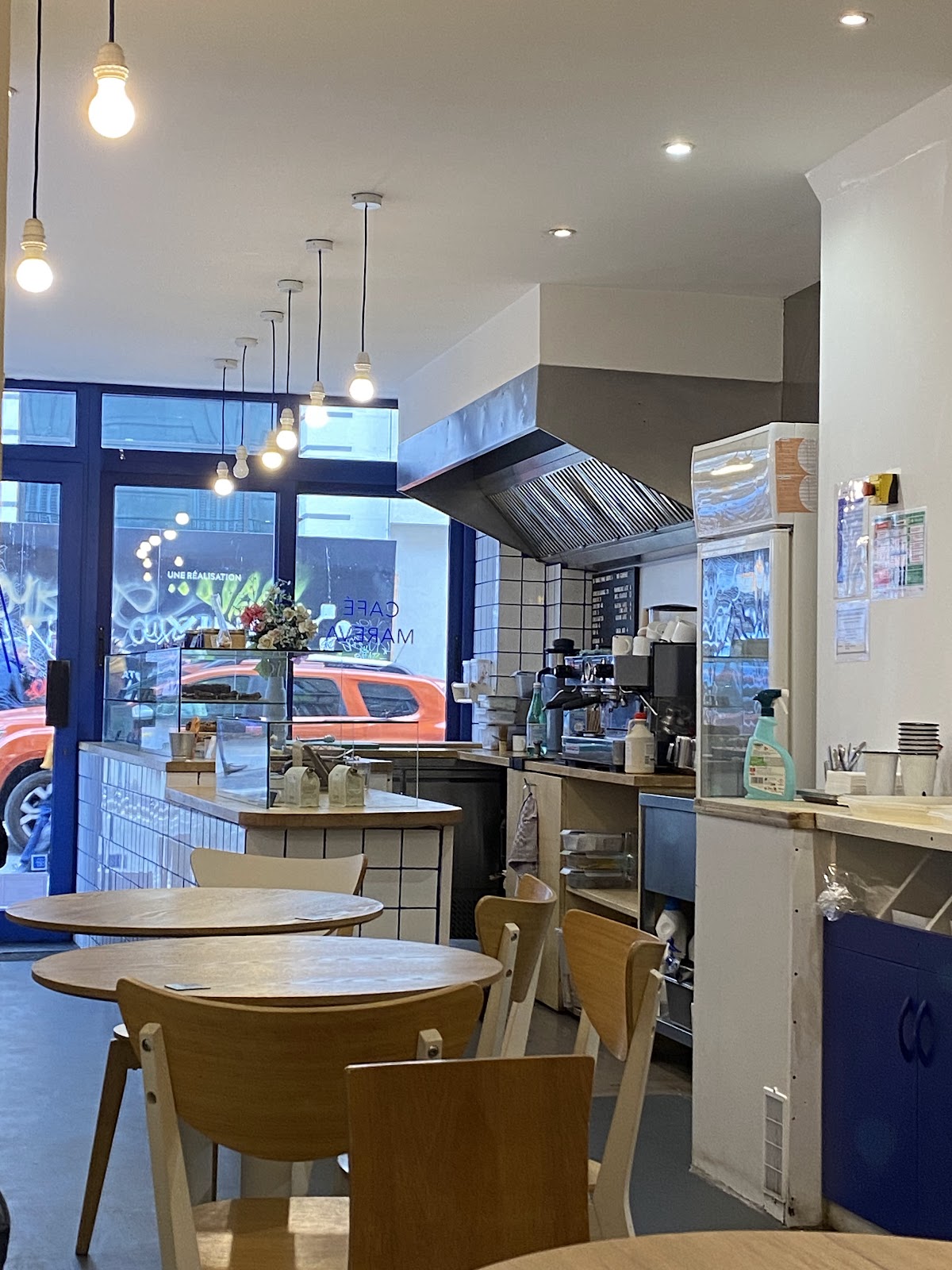 Café Mareva, vue extérieure