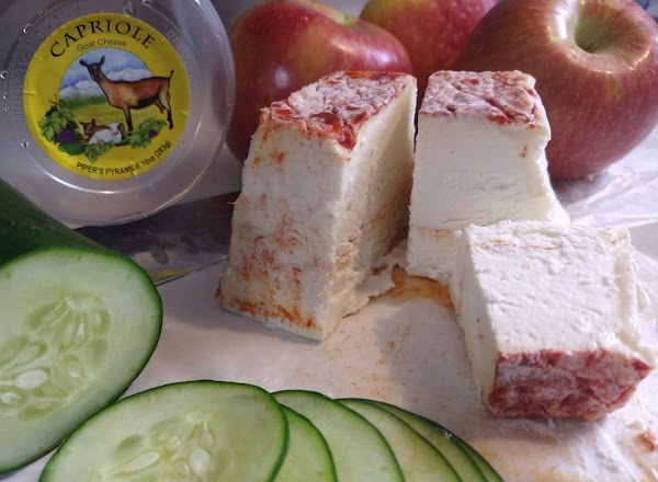 CAPRIOLE GOAT CHEESE exterior