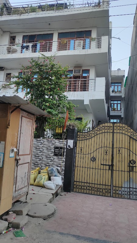 GuestLo NOIDA103