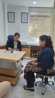 Dr. Anita Singla - Image 3