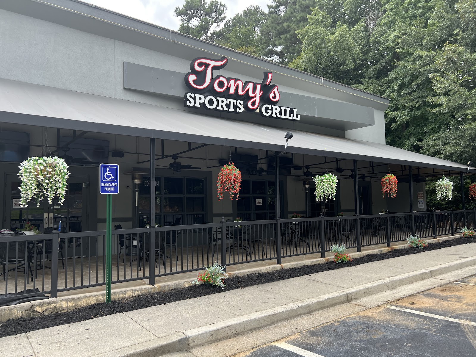 Tony’s Sports Grill