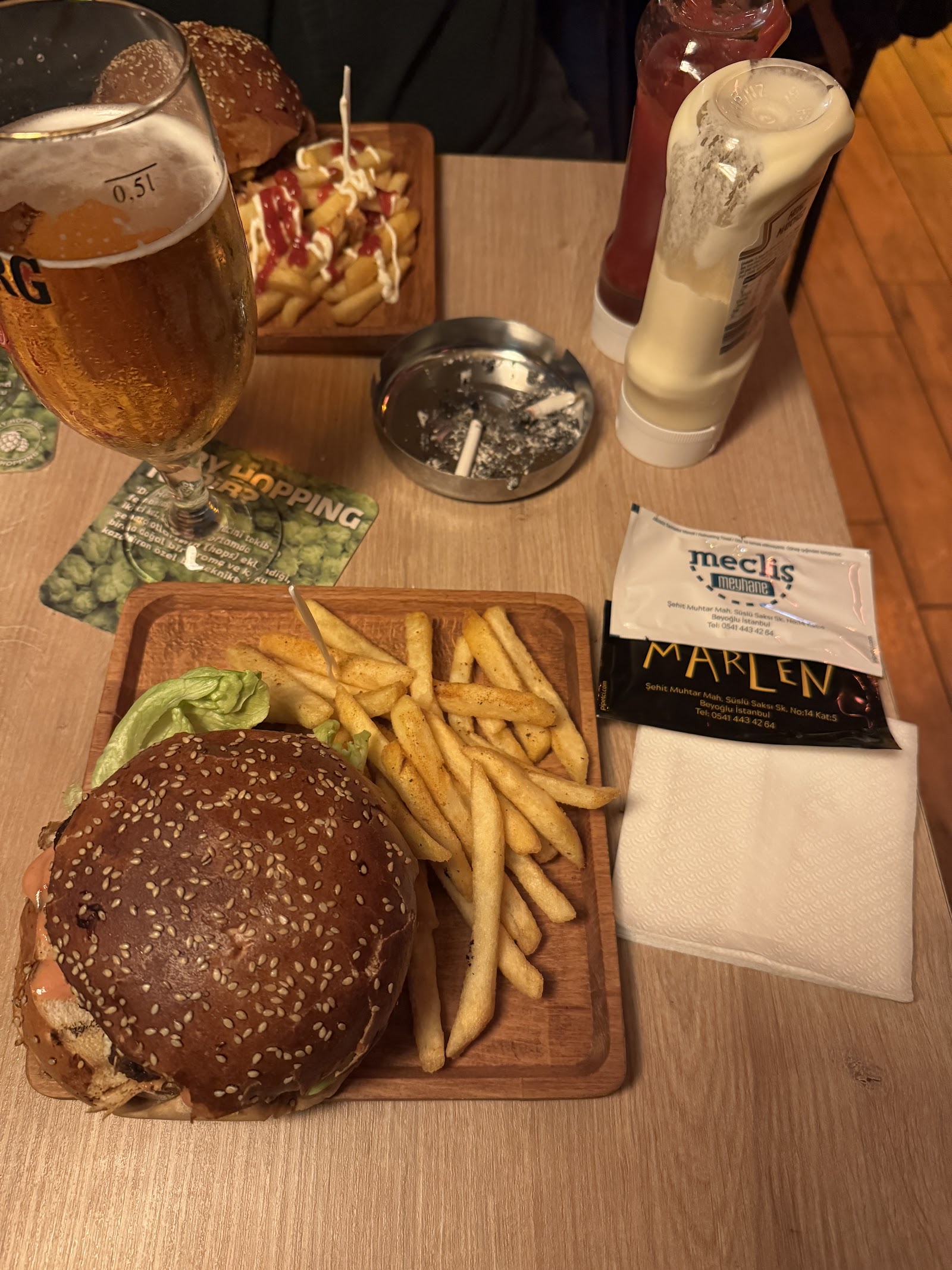 Marlen Bar mekanı
